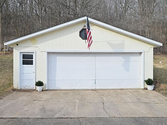 3rd image of W7410 State Road 65