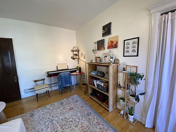 5th image of 280 Douglas Ave #8