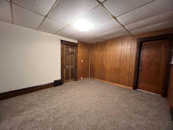 4th image of 1131 College St N #A