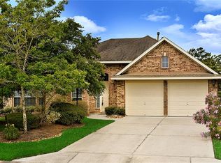 103 S Hawthorne Hollow Cir, Conroe, TX 77384