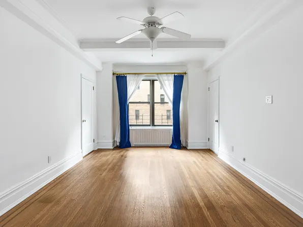 7 Park Avenue image 12 of 20