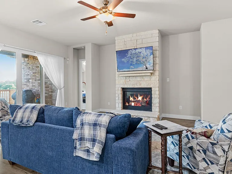 557 Tobacco Pass — Photo 12