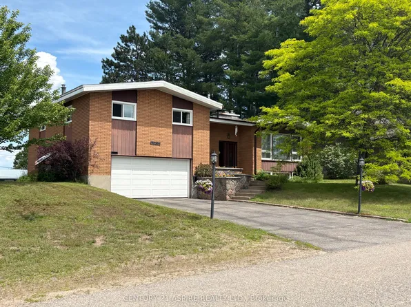 620 Birch St, Petawawa, ON K8A 7K6