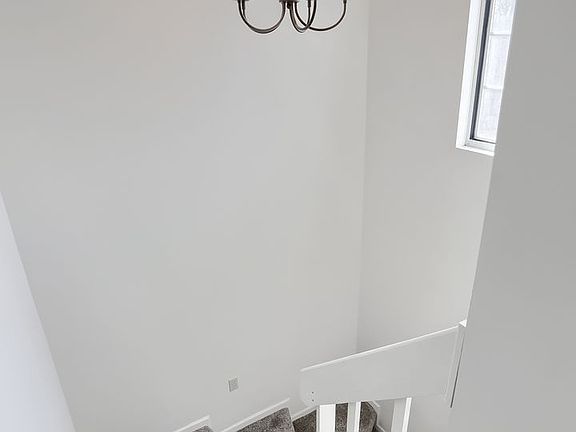5th image of 402 Kittery Ridge Dr #167
