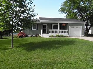 608 Lawrence St, Carbondale, KS 66414