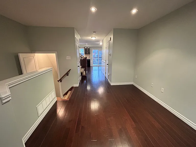 25 Viking Dr #44 — Photo 7
