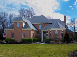 31747 Leeward Ct, Avon Lake, OH 44012