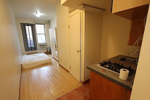 1st image of 139 W 14th St APT 1F