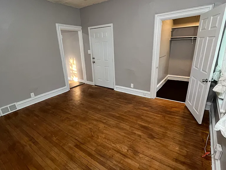505 Beaumont St — Photo 3