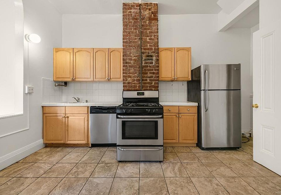 1st image of 3914 24th St