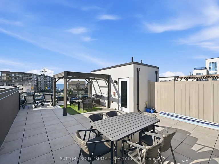 2 Concord Pl — Photo 38