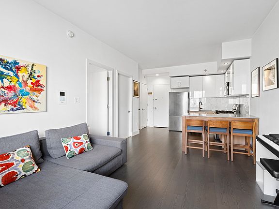 3rd image of 100 Maspeth Ave APT 3D