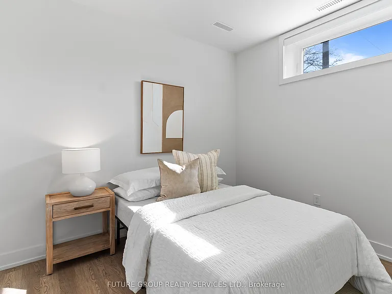 15 Acorn Ave #1 — Photo 27