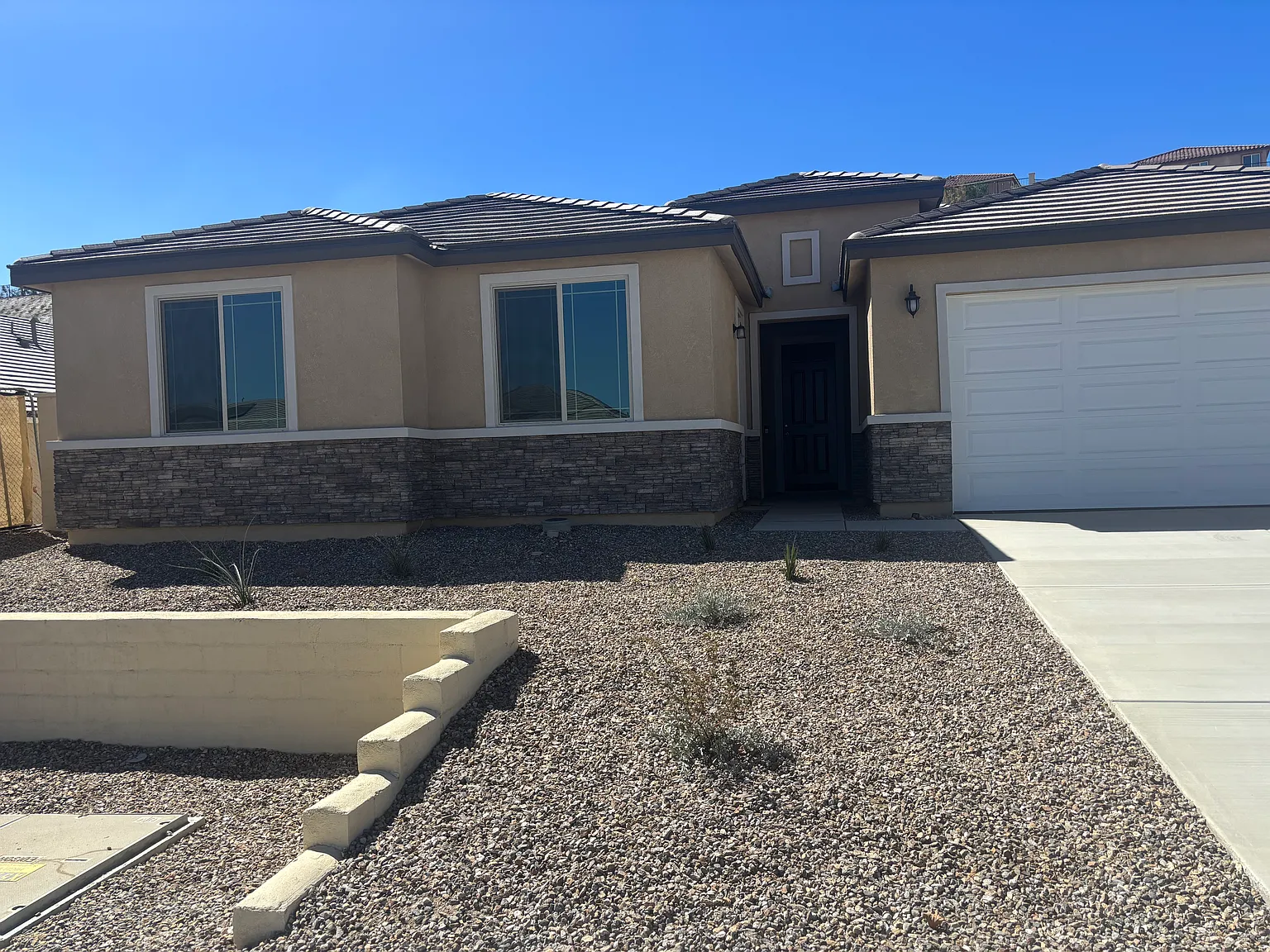 4 bed, 2641 sqft, $3,995 — Photo 1