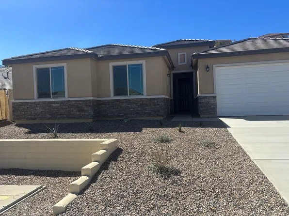 4061 Hudson Ln, Lake Elsinore, CA 92530