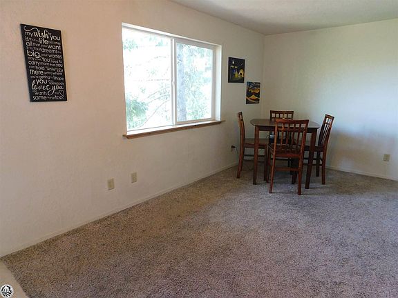 4th image of 20315 Canyonview Dr