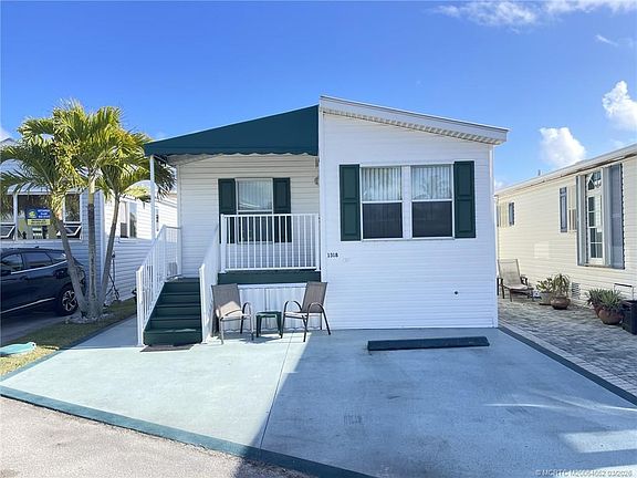 2nd image of 1318 Nettles Blvd