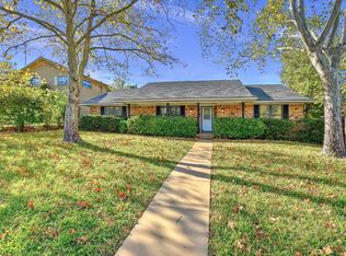 306 Hidden Valley Trl, Sherman, TX 75092