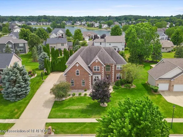 4285 Chancellor Dr, Dewitt, MI 48820