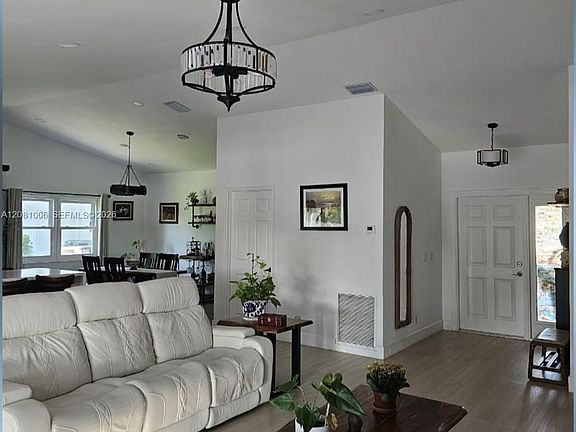 5th image of 145 Waterway Rd