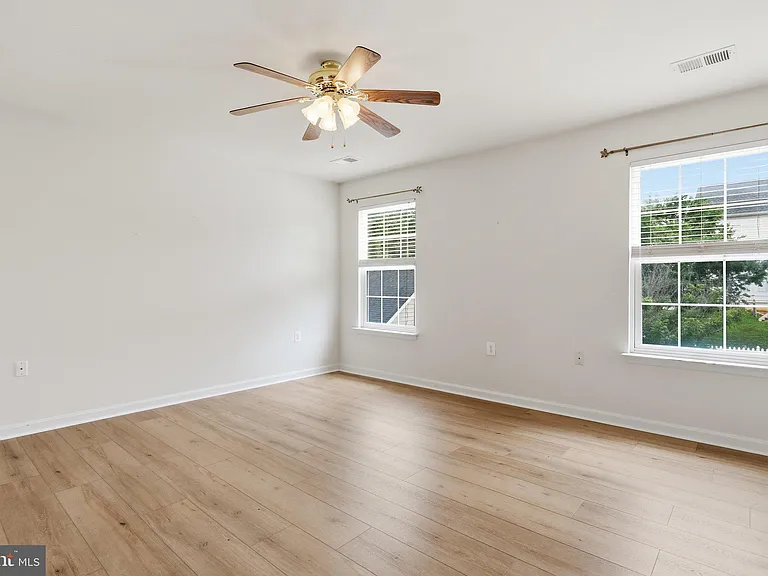 341 Bullskin St — Photo 17
