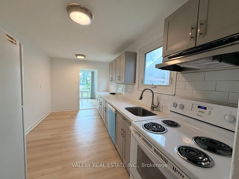 64 Lexington Ave #MAIN — Photo 15