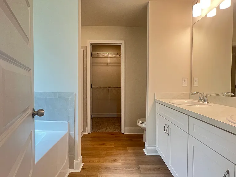 176 Country World Dr — Photo 25