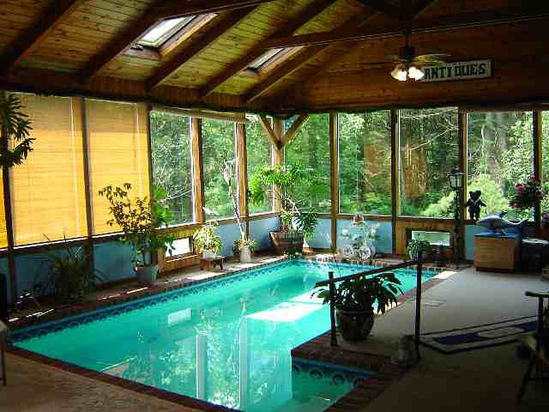 3rd image of 314 TURNPIKE Road