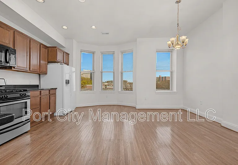 1614 McCulloh St #1 — Photo 9