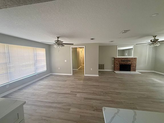 3rd image of 13340 Lewis Gallagher Rd