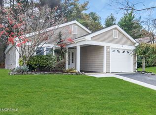 15 Maidstone Way, Manchester, NJ 08759