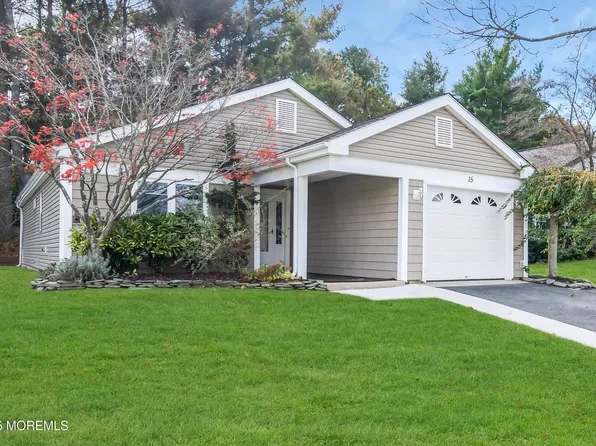 15 Maidstone Way, Manchester, NJ 08759