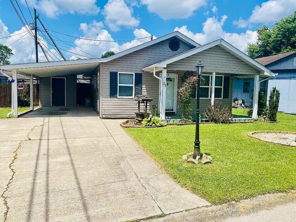1st image of 20 Cedar Dr