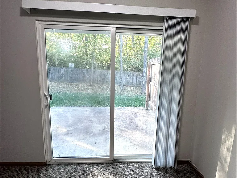 2105 SE Pioneer Way — Photo 10