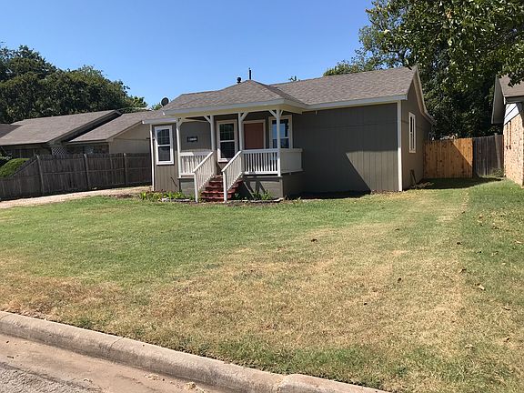 2nd image of 117 West Pl
