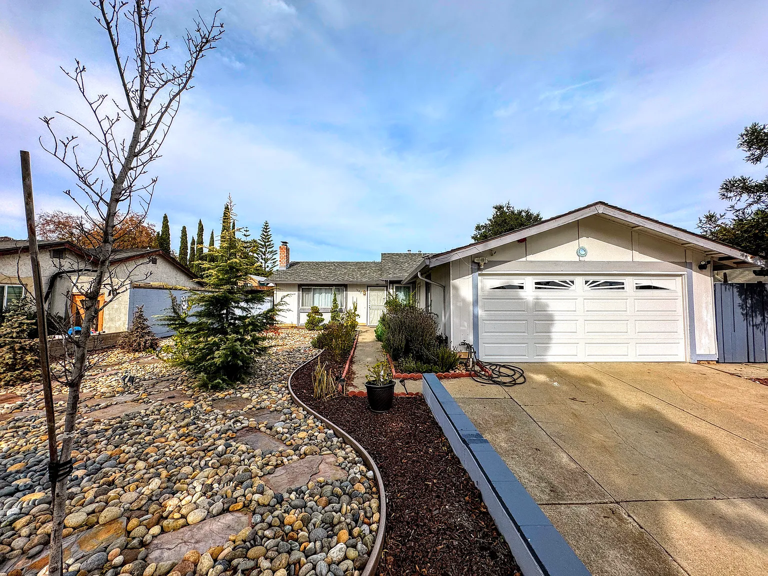 1562 Clayton Rd photo 1