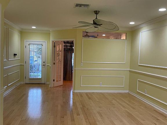 5th image of 16340 Rollingbrook Dr