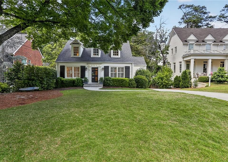 1st image of 897 Glenbrook Dr NW