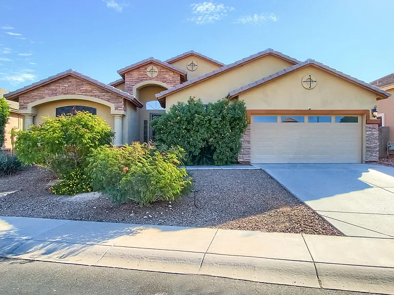 9007 S 10th Dr — Photo 11