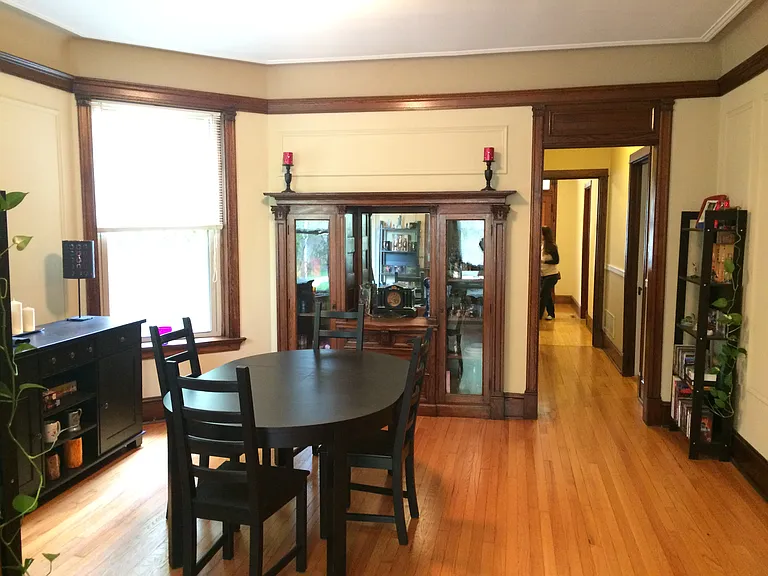 1463 W Berwyn Ave #1 — Photo 4