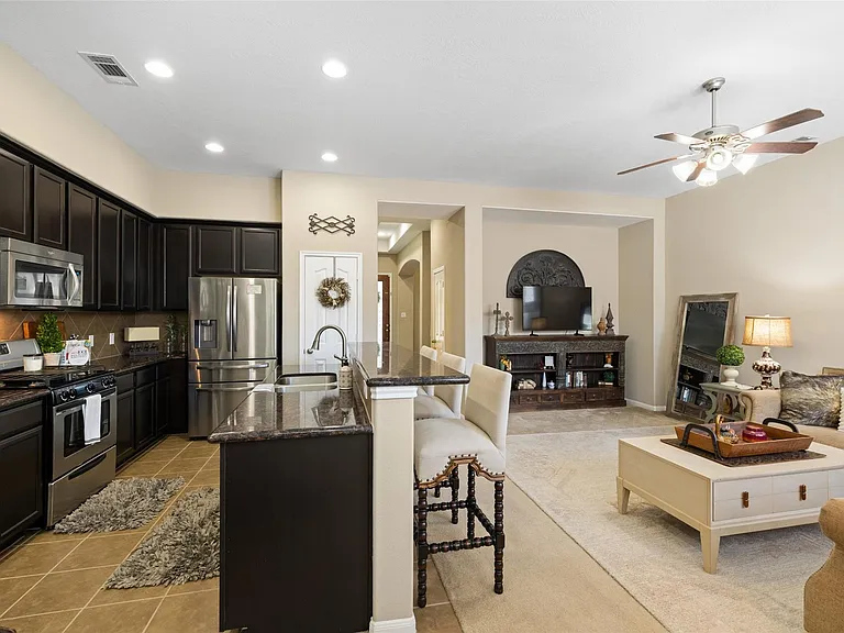 9135 Solvista Pass Ln — Photo 12