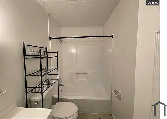 6832 Tiki Ln #4 — Photo 21