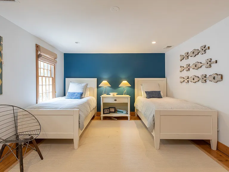145 Sandy Hollow Rd — Photo 13