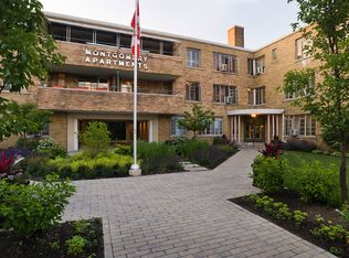 118 Montgomery Ave #204E, Toronto, ON M4R1E3