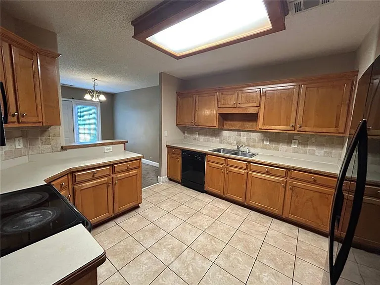3233 Glenloch Pl — Photo 15