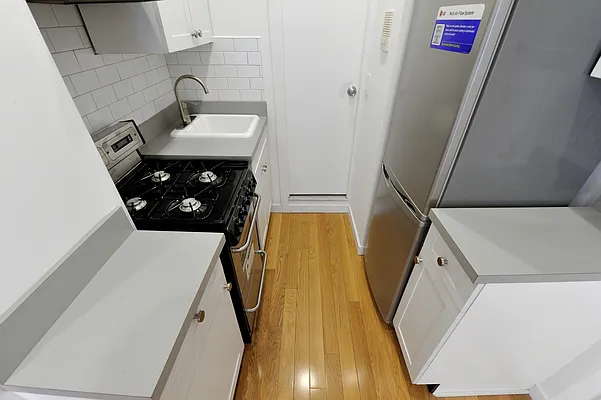 Rented by Aether Property Group | media 19