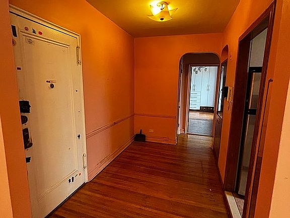 4th image of 2195 E 22nd St APT 4G