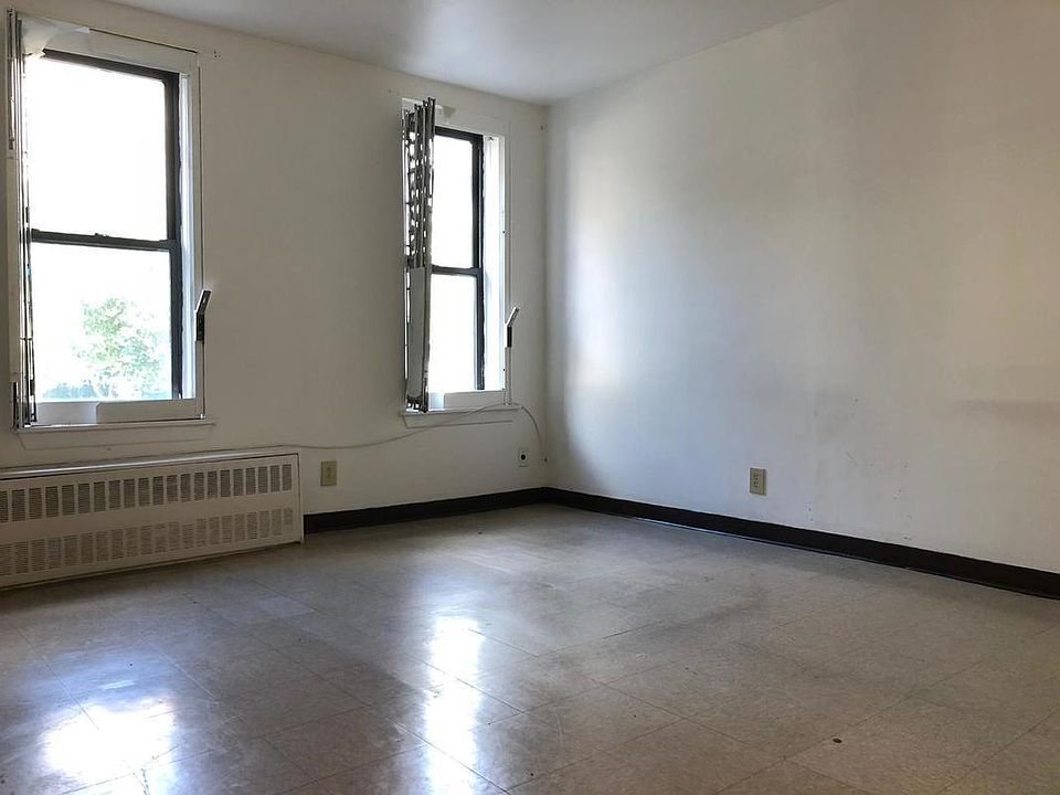 1st image of 726 Dekalb Ave APT 1A