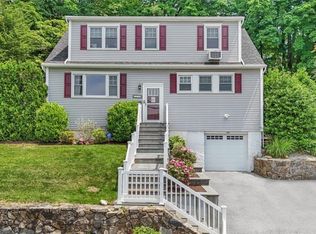 150 Lakeview Ave, Valhalla, NY 10595