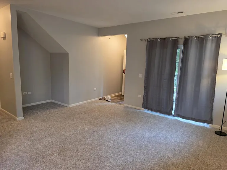 2250 Aurora Dr — Photo 6